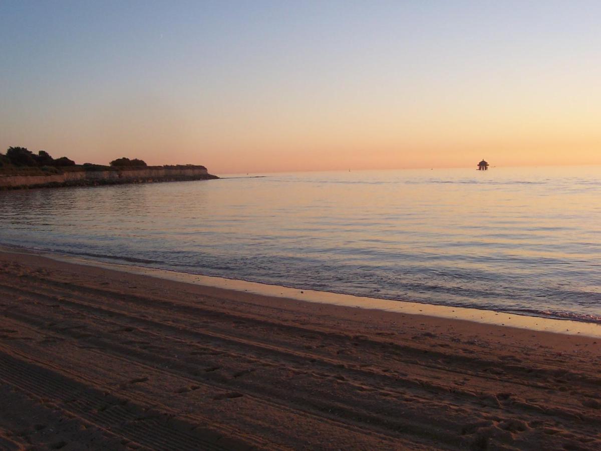 La Rochelle Sur L'Eau Ξενοδοχείο Εξωτερικό φωτογραφία